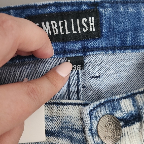 Sale‼️Distressed Light Blue Jeans - Picture 5 of 5